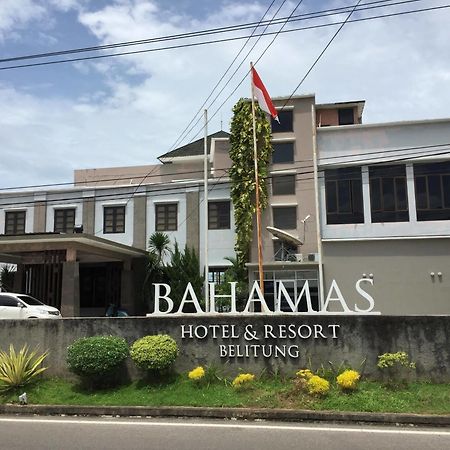 Bahamas Hotel & Resort Tanjung Pandan Exterior photo
